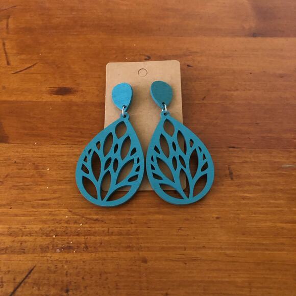 Bohemian Lightweight Wooden Filigree Laser Cut Tear Drop Turquoise Green - Picture 1 of 10